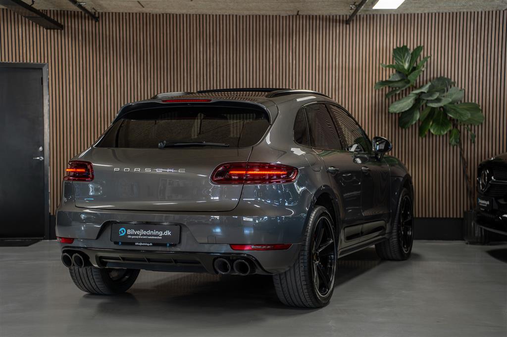 Porsche Macan Turbo 3,6 PDK 400HK 5d 7g Aut. – Miniature 5