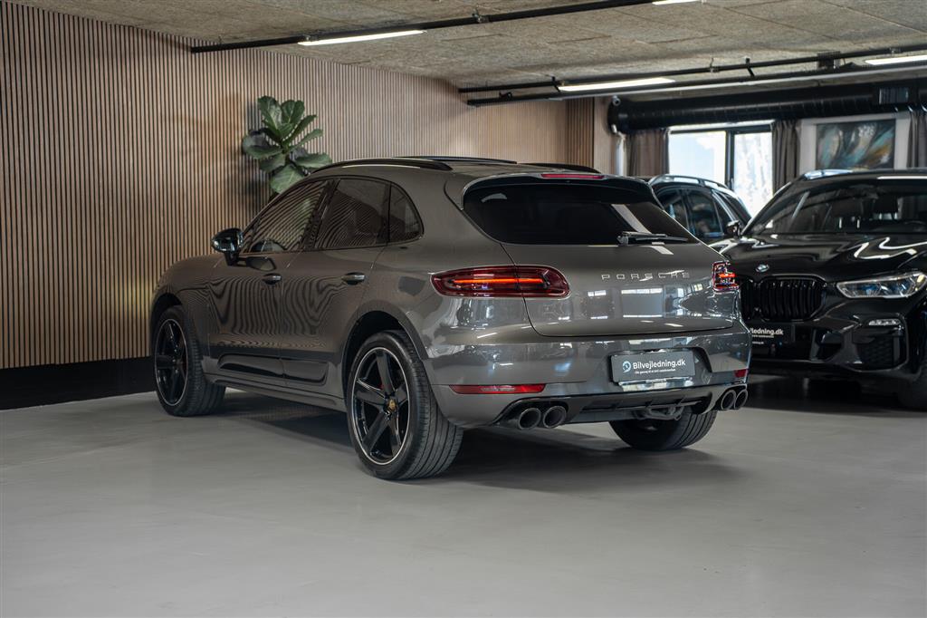 Porsche Macan Turbo 3,6 PDK 400HK 5d 7g Aut. – Miniature 8