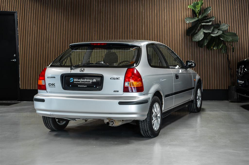 Honda Civic 1,4 i 75HK 3d – Miniature 4
