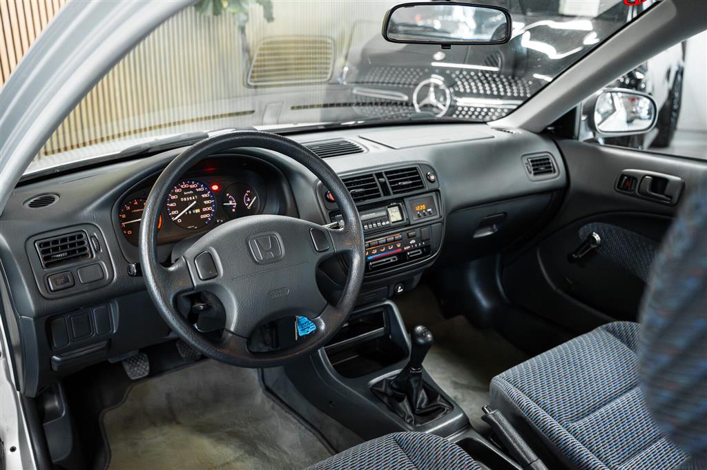 Honda Civic 1,4 i 75HK 3d – Miniature 8