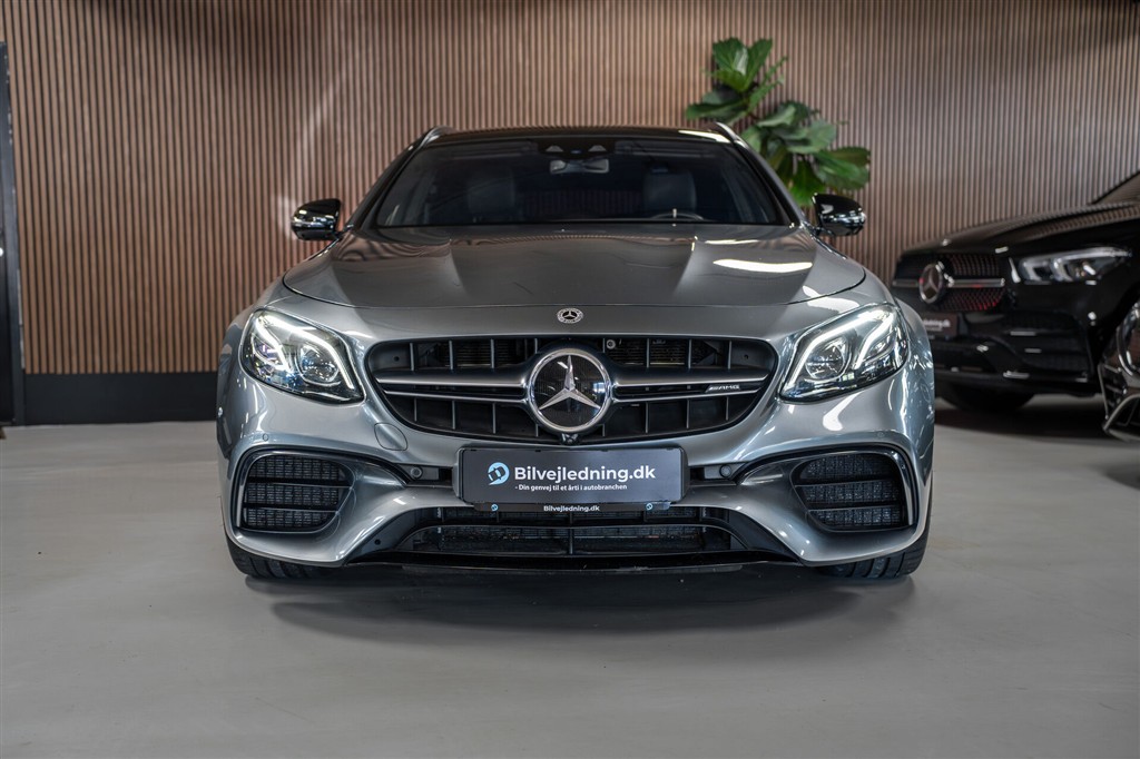 Mercedes-Benz E63 AMG S T 4,0 V8 4Matic 612HK Stc 9g Aut. – Thumbnail 2