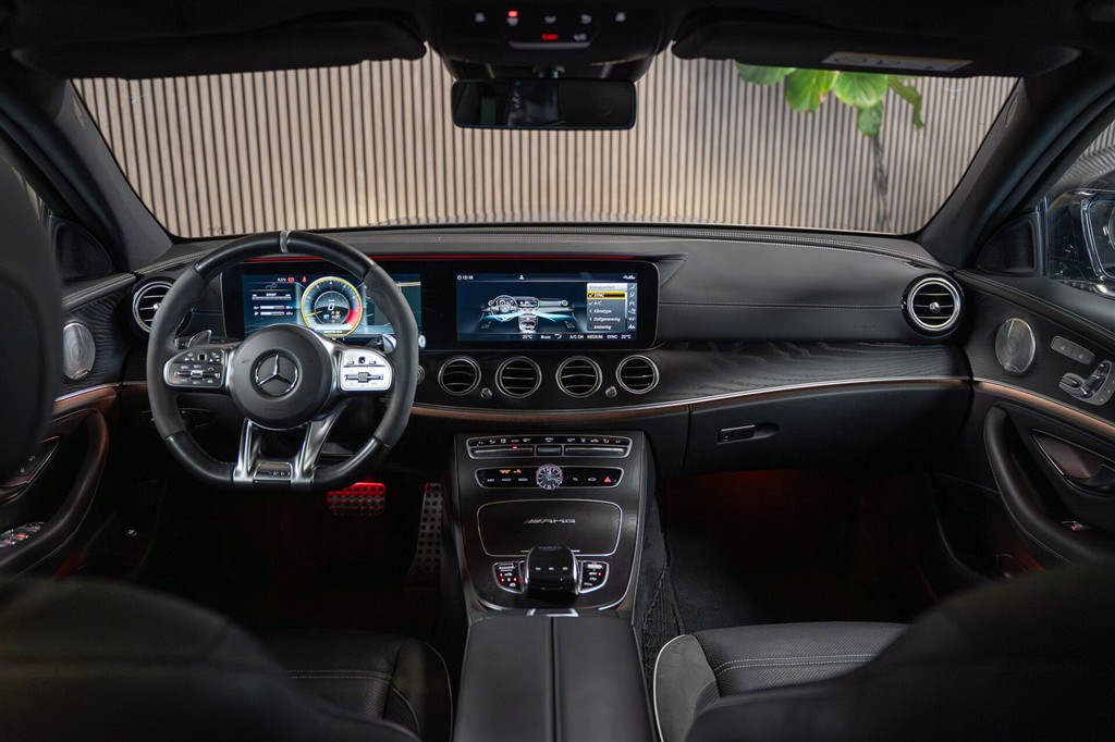 Mercedes-Benz E63 AMG S T 4,0 V8 4Matic 612HK Stc 9g Aut. – Thumbnail 14