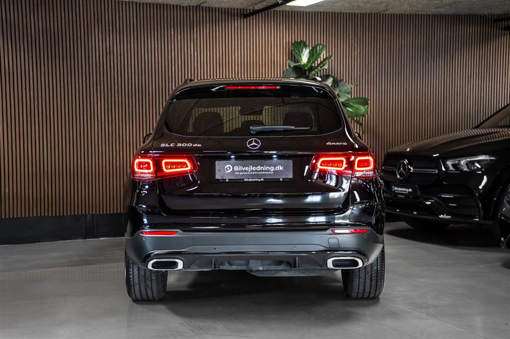Mercedes-Benz GLC300 de 2,0 Plugin-hybrid AMG Line 4Matic 9G-Tronic 306HK 5d 9g Aut. – Miniature 6