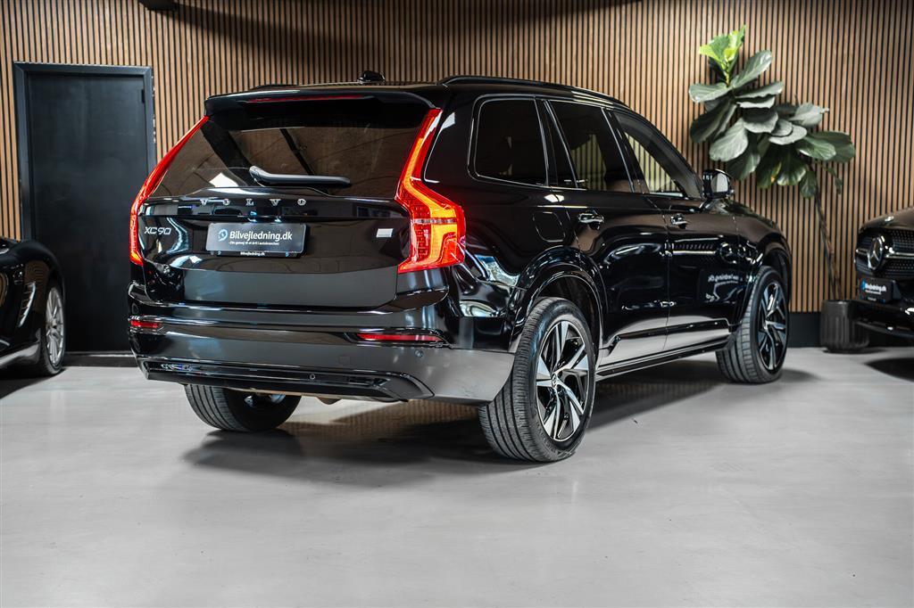 Volvo XC90 2,0 T8 Recharge  Plugin-hybrid R-design AWD 455HK 5d 8g Aut. – Miniature 5