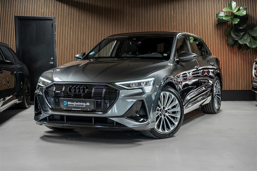 Audi E-tron 55 S Line Quattro 408HK 5d Aut. – 1/18