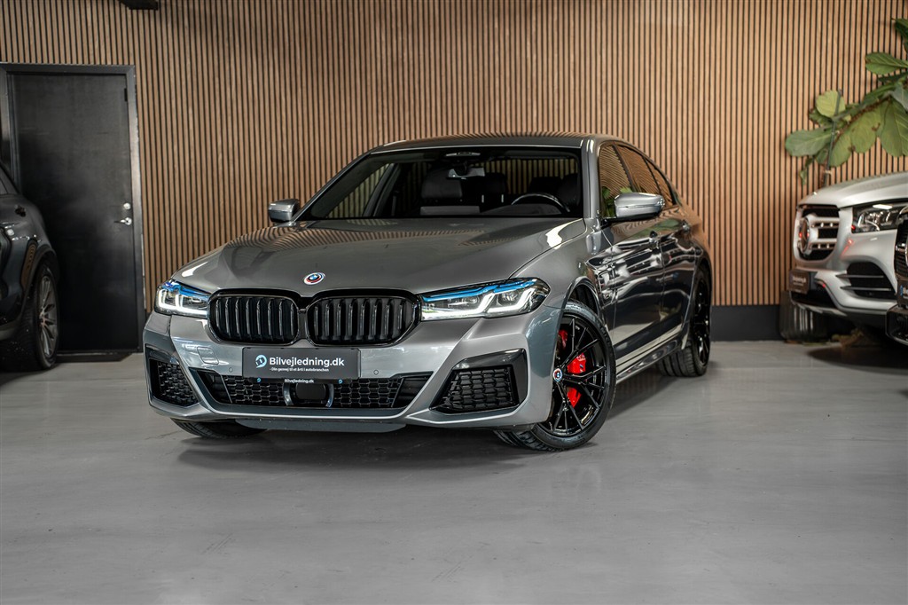 BMW 545e 3,0 Plugin-hybrid M-Sport XDrive Steptronic 395HK 8g Aut.