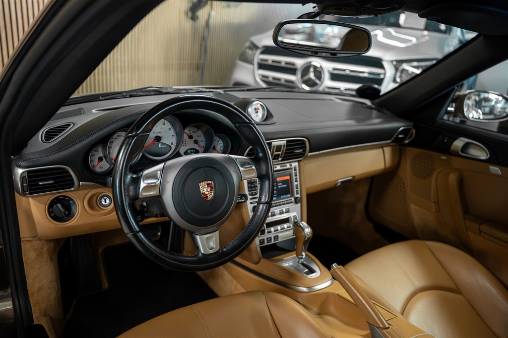 Porsche 911 Turbo 3,6 B Turbo 4x4 480HK 2d 6g – Miniature 10