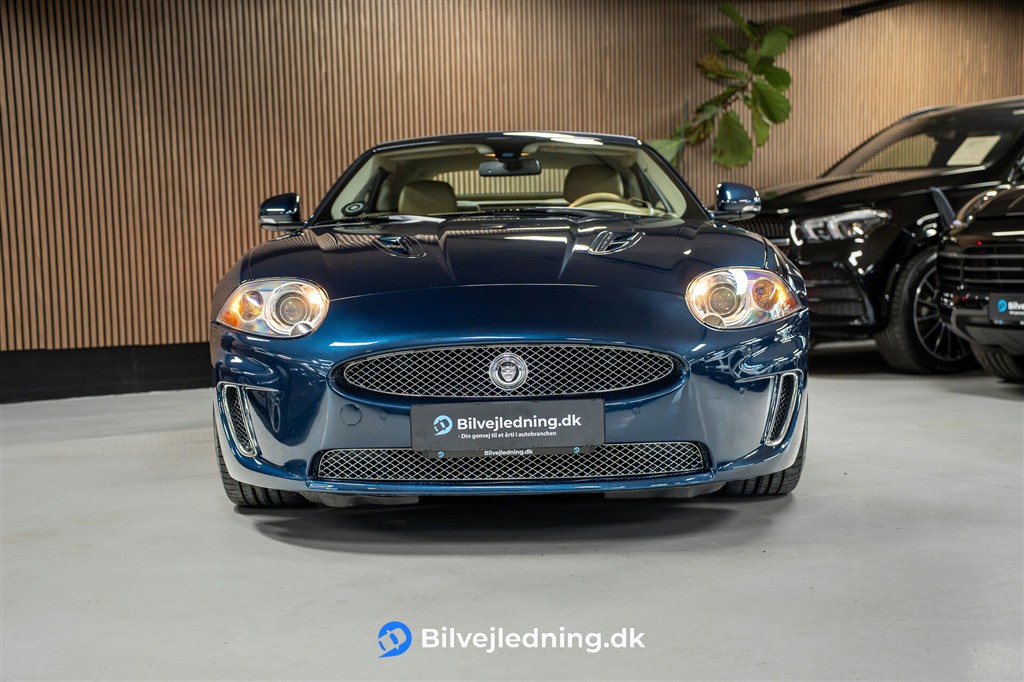 Jaguar XKR Convertible 5,0 S/C V8 510HK Cabr. 6g Aut. – Miniature 2