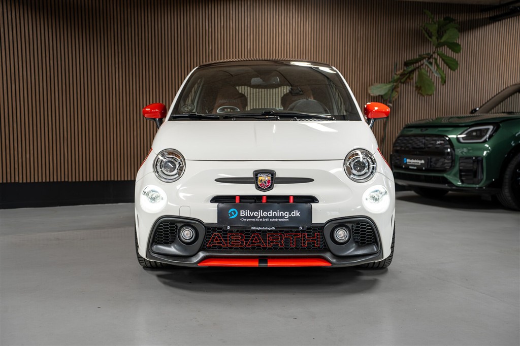 Abarth 595 1,4 T-Jet Competizione 180HK 2d – Miniature 2
