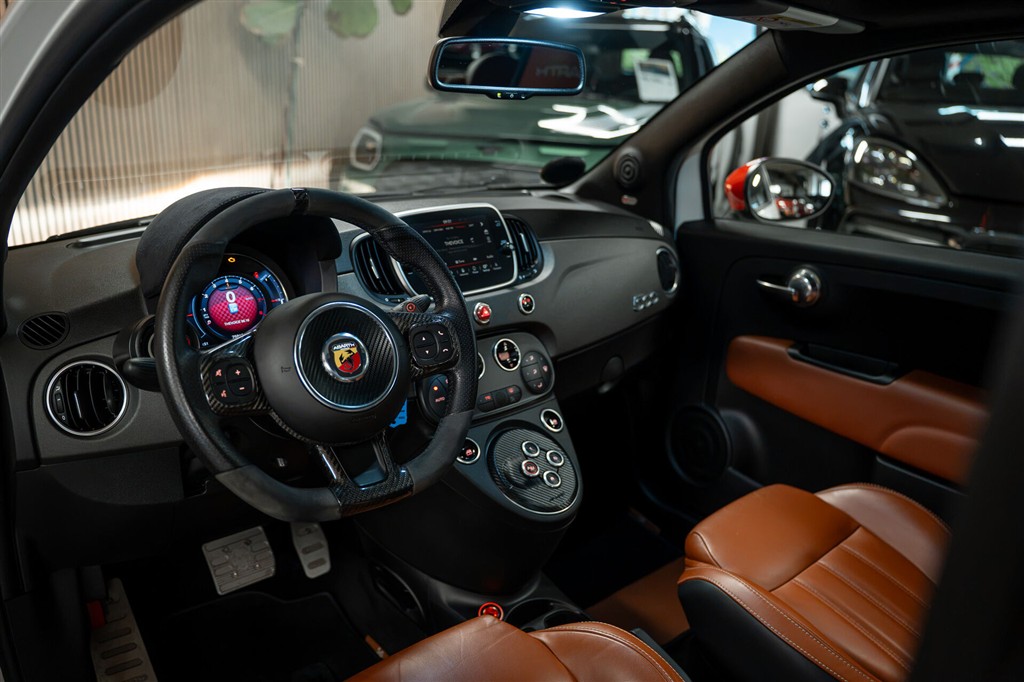 Abarth 595 1,4 T-Jet Competizione 180HK 2d – Miniature 10