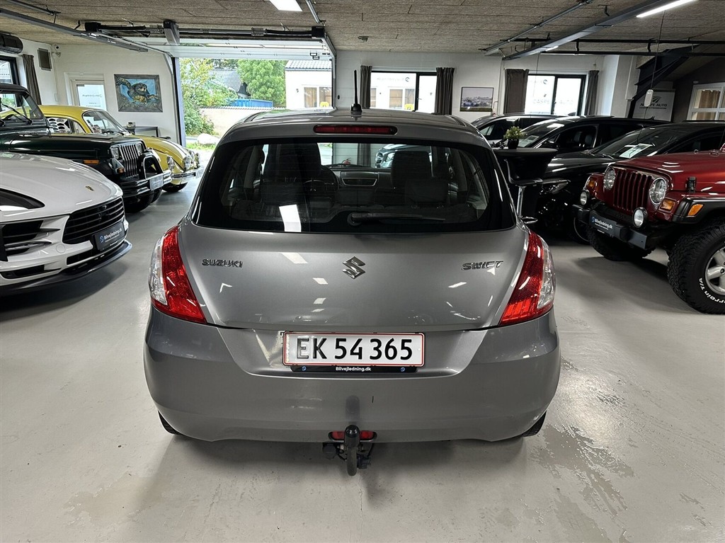 Suzuki Swift 1,2 Dualjet 16V Comfort 90HK 5d – Miniature 4