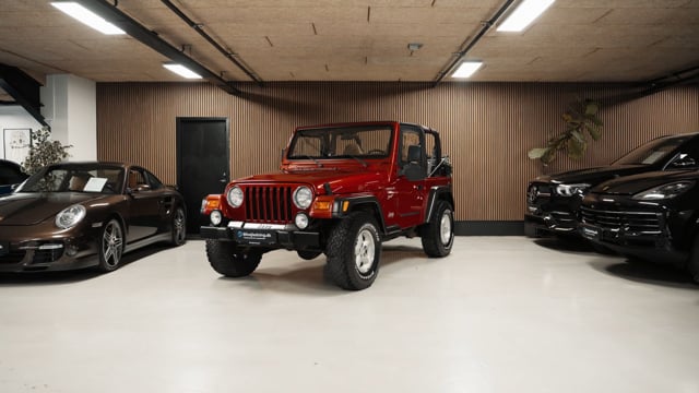 Jeep Wrangler 4,0 Sport 4x4 177HK 2d Aut. – Video 1